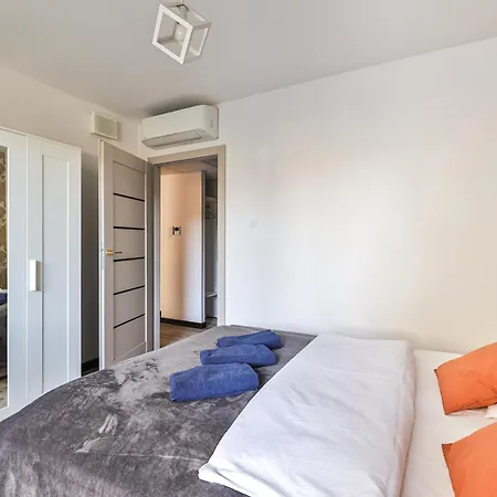 Apartmán Pileckiego 59 Oddzielna Sypialnia By Perfectapart 146 *